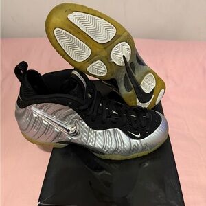 Nike Air Foamposite One Silver Surfer Size 9.5 – Authentic